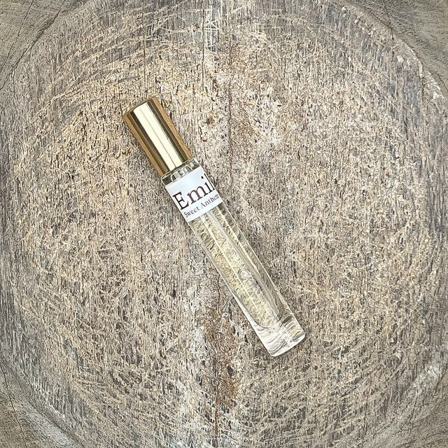 Emily - coffee, sandalwood & a hint of whiskey...