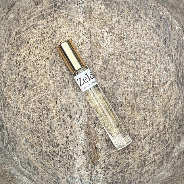 Zelda - soft amber, uplifting yuzu & wild grape blossoms