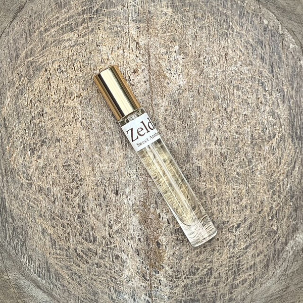 Zelda - soft amber, uplifting yuzu & wild grape blossoms