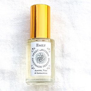 Emily - honey, sensuous sandalwood & coffee...